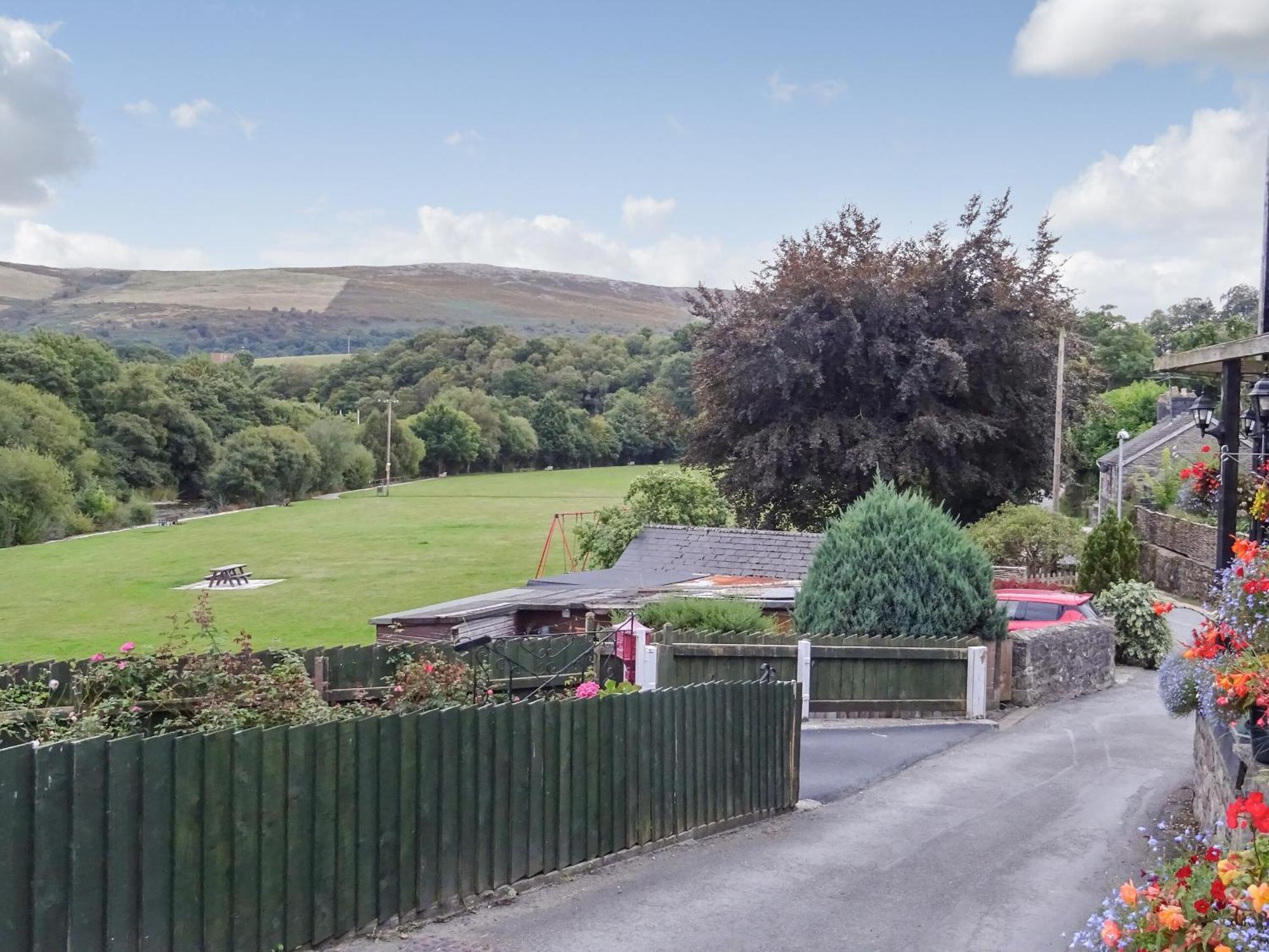 Holiday home Glan Wye *